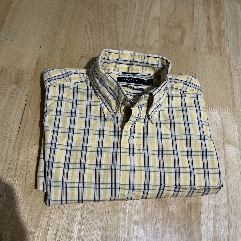 Nautica Men's Shirt Long Sleeve‎ size M Button-Down 100% Cotton Yellow Plaid